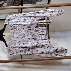 Planet Gold Juniors Size Large Long Sleeve Top